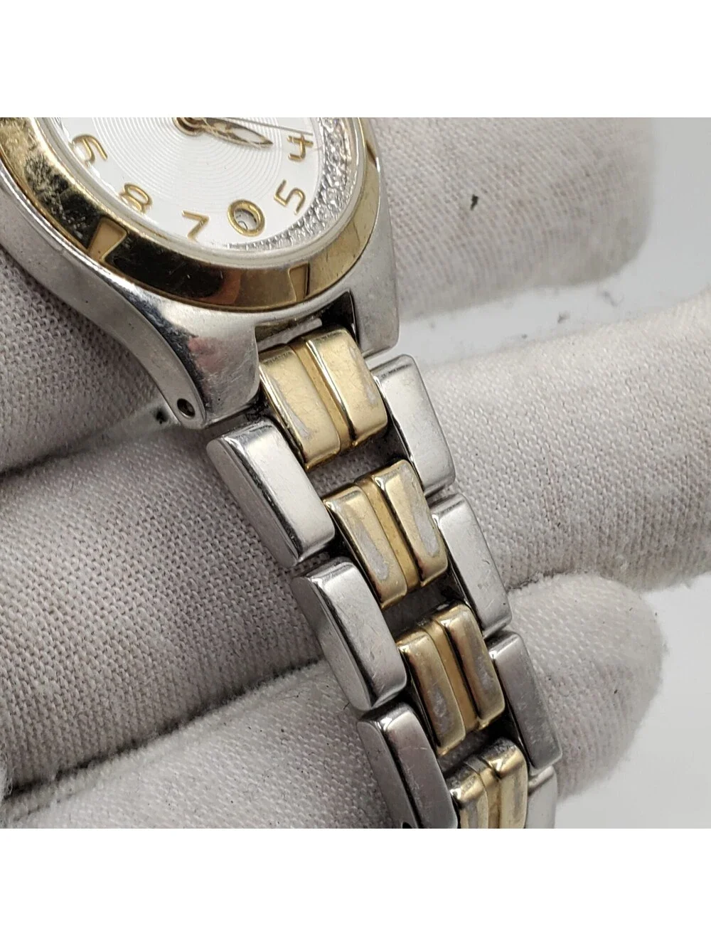 Fossil Watch Women New Battery 28mm Two-Tone Date Dial ES-1741